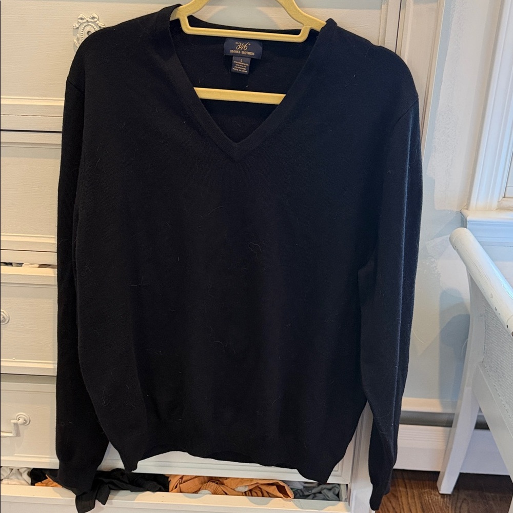 Men's Black V-Neck Sweater